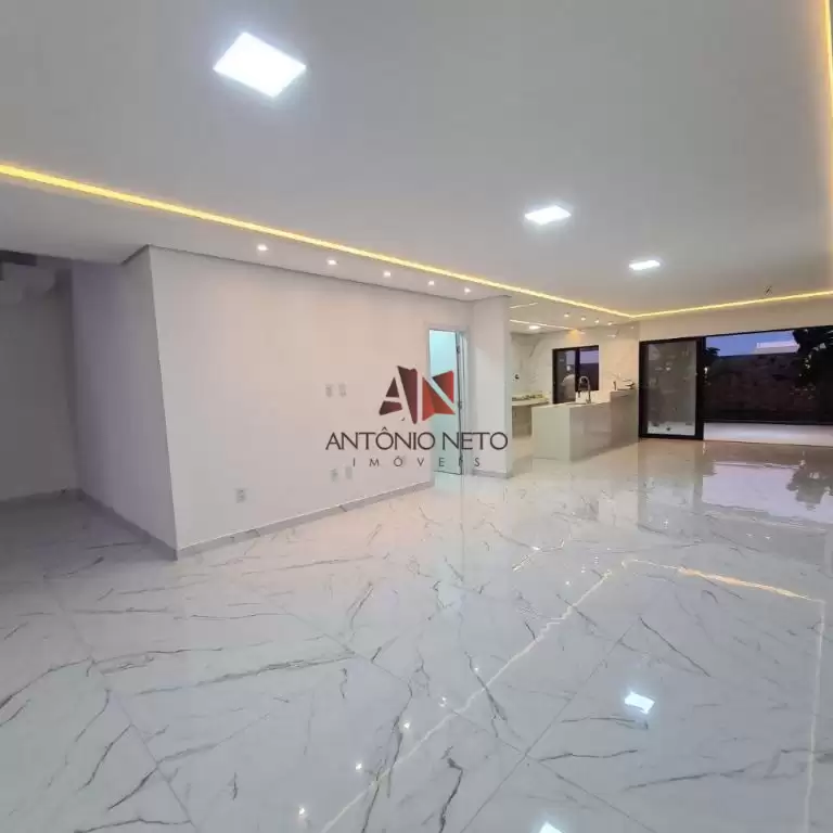 Imóvel em Cidade Alpha