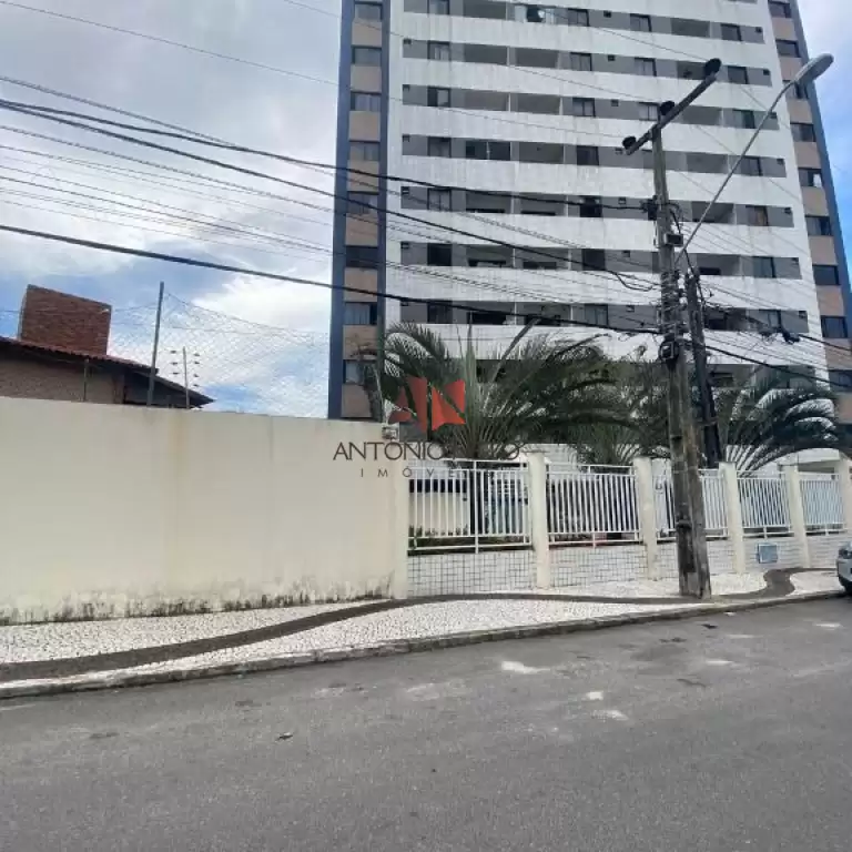Imóvel em Luciano Cavalcante