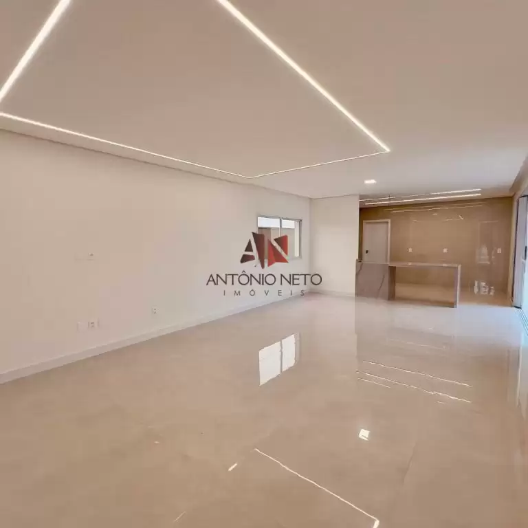 Imóvel em Cidade Alpha