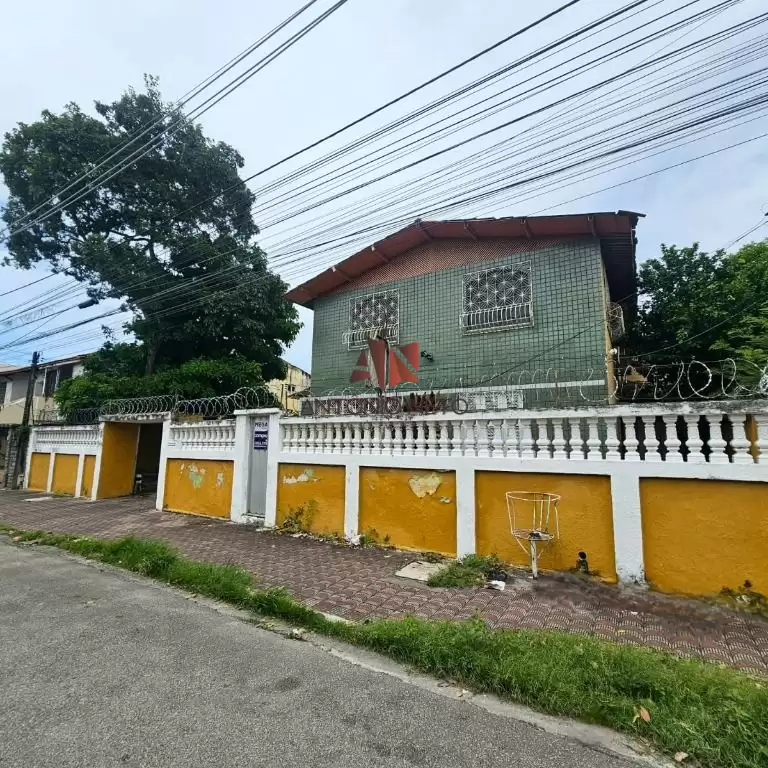 Imóvel em Montese