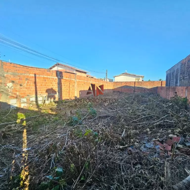 Imóvel em Lagoa Sapiranga (Coité)