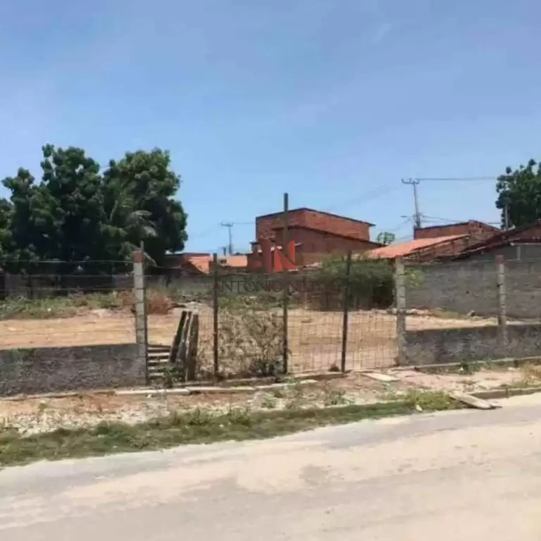Imóvel em Lagoa Sapiranga (Coité)
