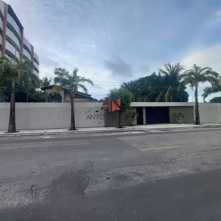 Imóvel em Edson Queiroz
