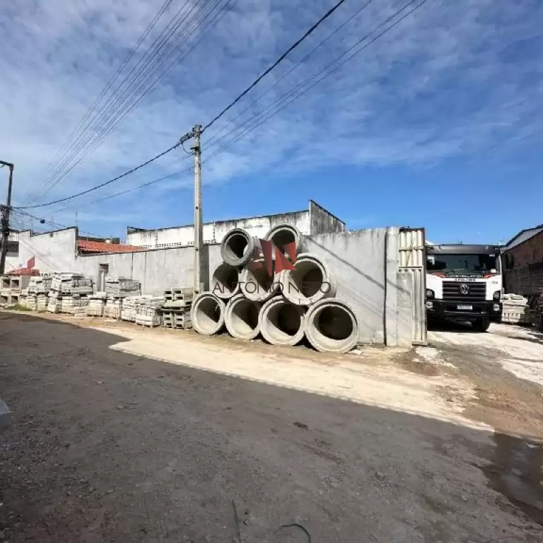 Imóvel em castelão