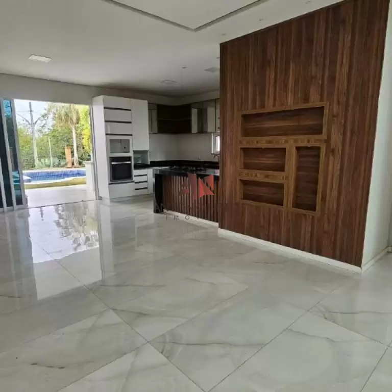 Imóvel em Cidade Alpha