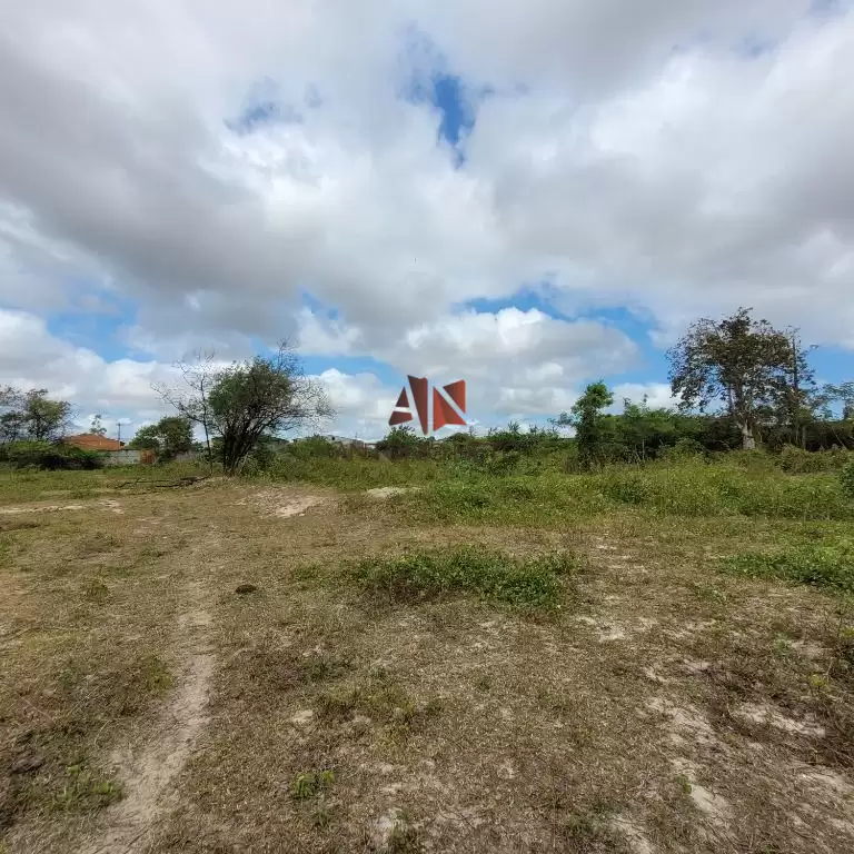 Imóvel em Aracapé