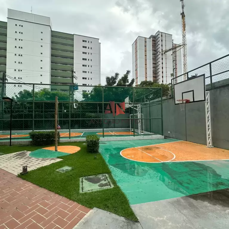 Imóvel em Edson Queiroz